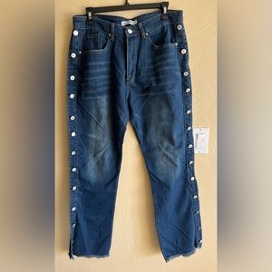 Mislook Women Medium Denim Jeans Medium Wash High Rise Raw Hem Button Accents